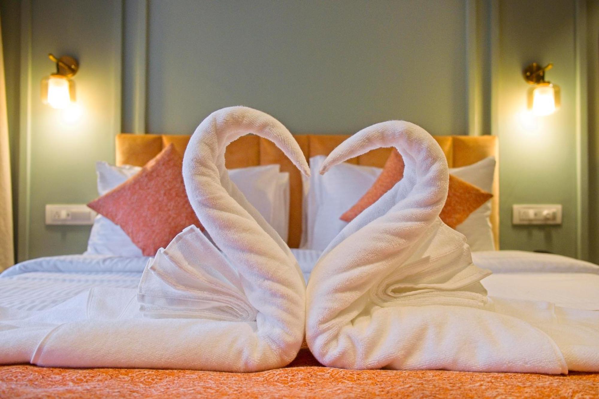 Mademoiselle Boutique Resort And Cafe Vagator Bagian luar foto